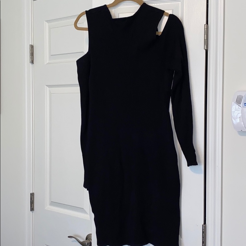 Black Ribbed Dress - Picture 4 of 4